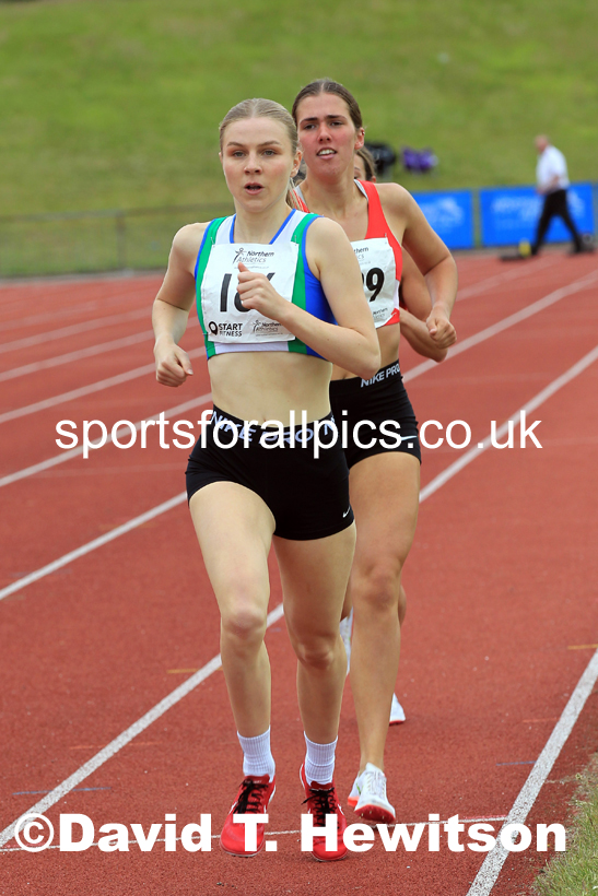 Senior womens 1500 metres, 2022 Northern Senior and Under-20 Champs., Wavertree Athletics Centre, Liverpool. Photo: David T. Hewitson/Sports for All Pics